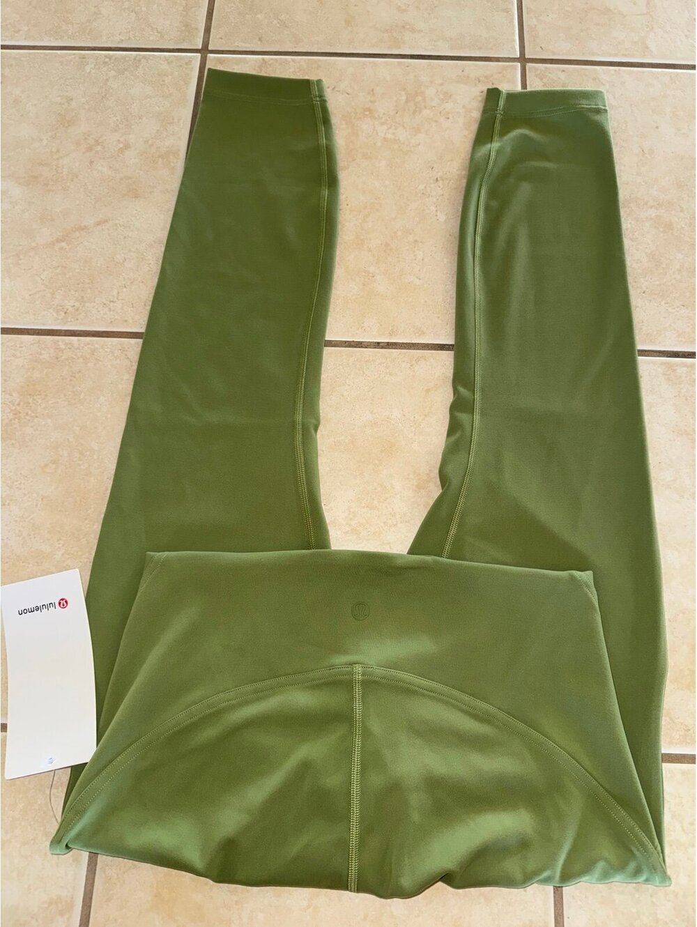 Lululemon Instill High Rise 25” Green Foliage Size 8 NWT